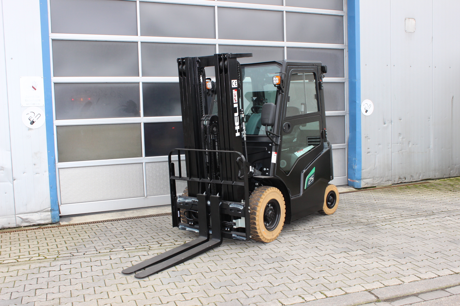 2,5t Elektrostapler CPD25-GB2LI-M