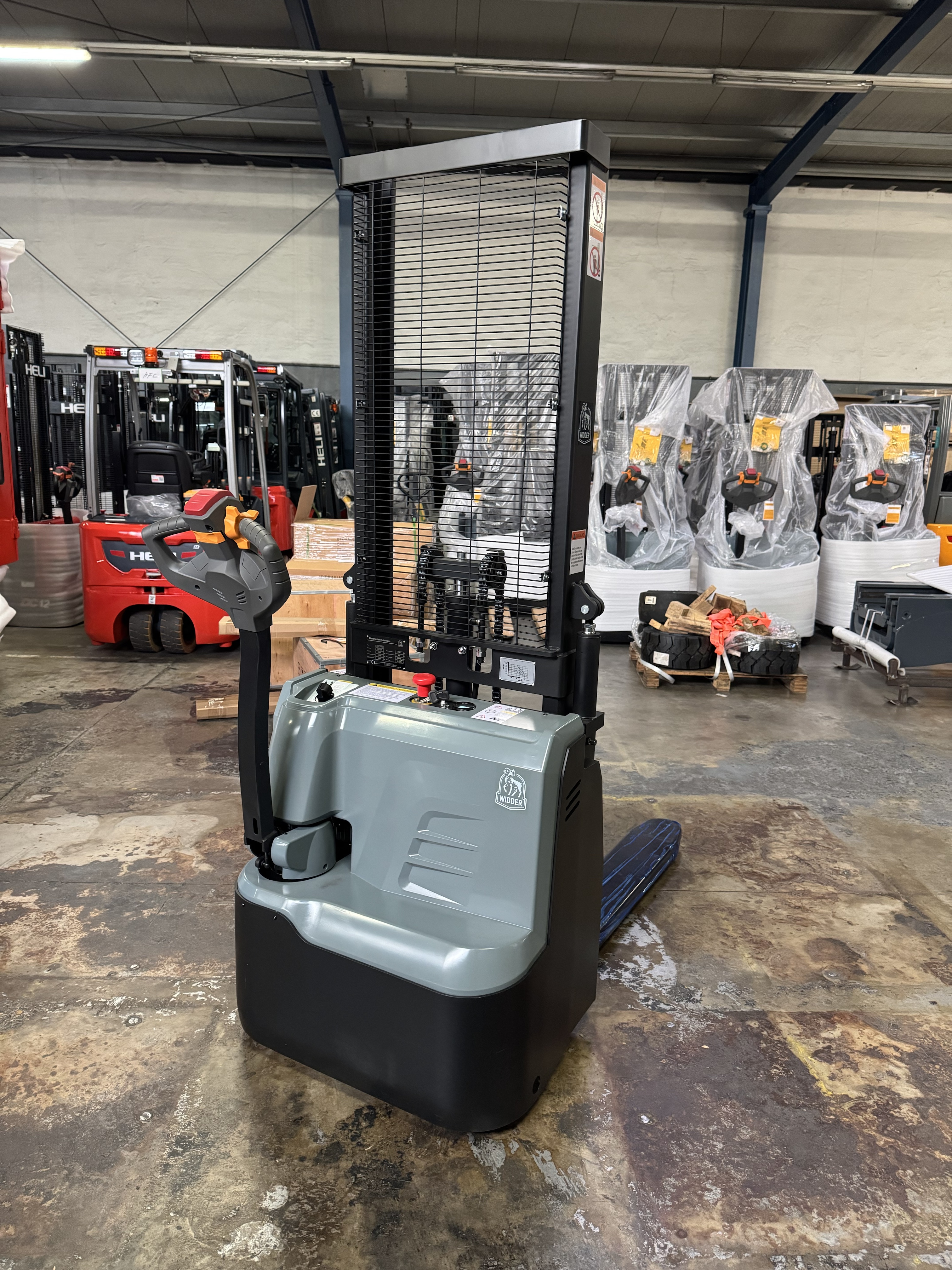 Widder Elektro-Hochhubwagen 1,2 t mit Initialhub
