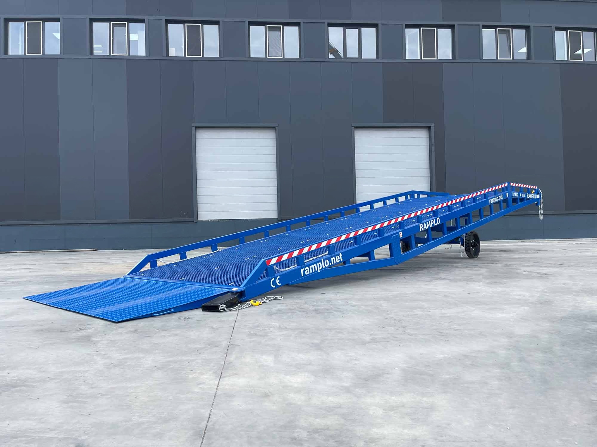 RAMPLO Vermietung Mobile Verladerampe RL‑MR