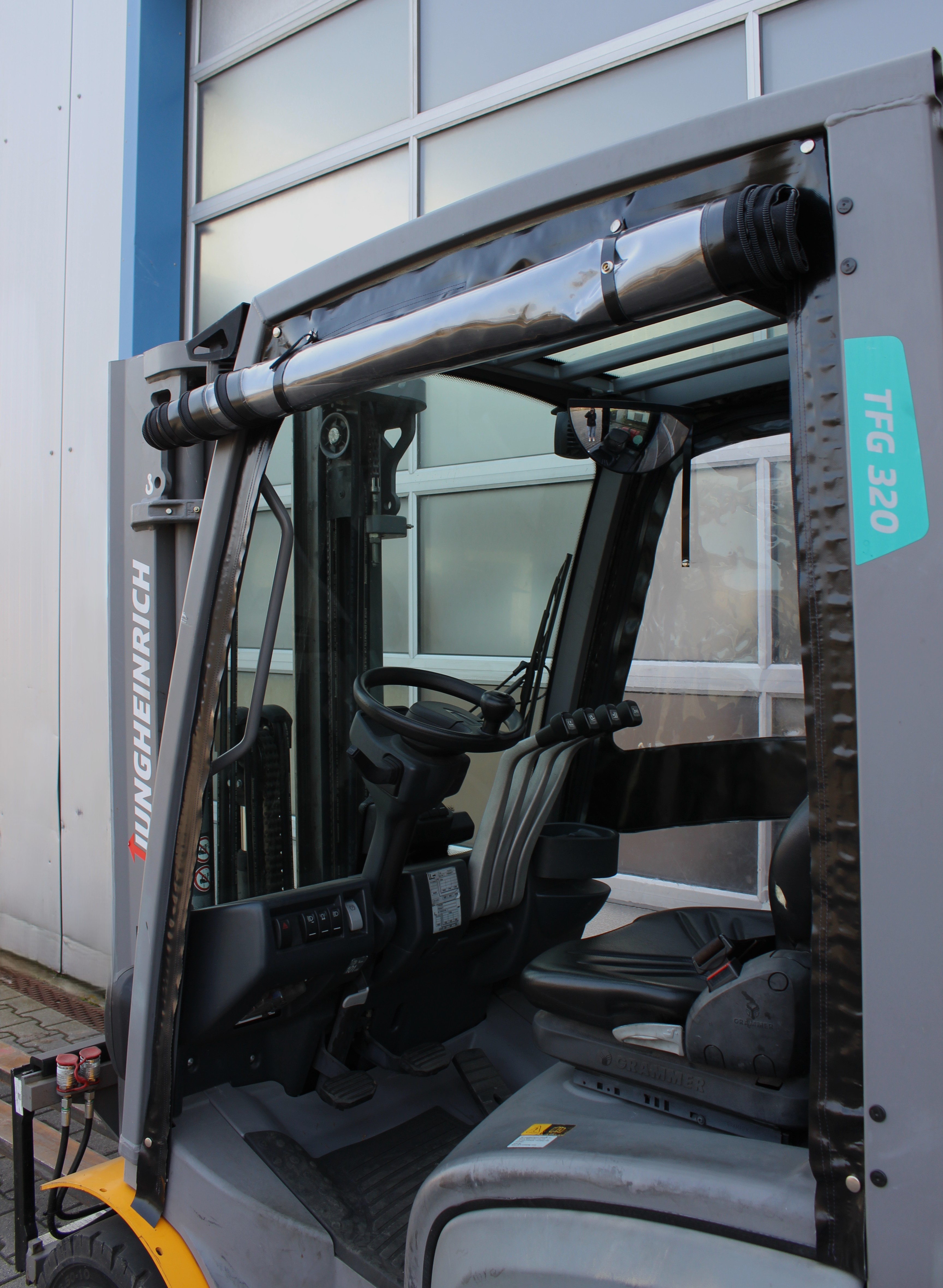 Jungheinrich TFG320, Triplex 4,64m Hubhöhe, Bj 17 Gas Stapler LPG