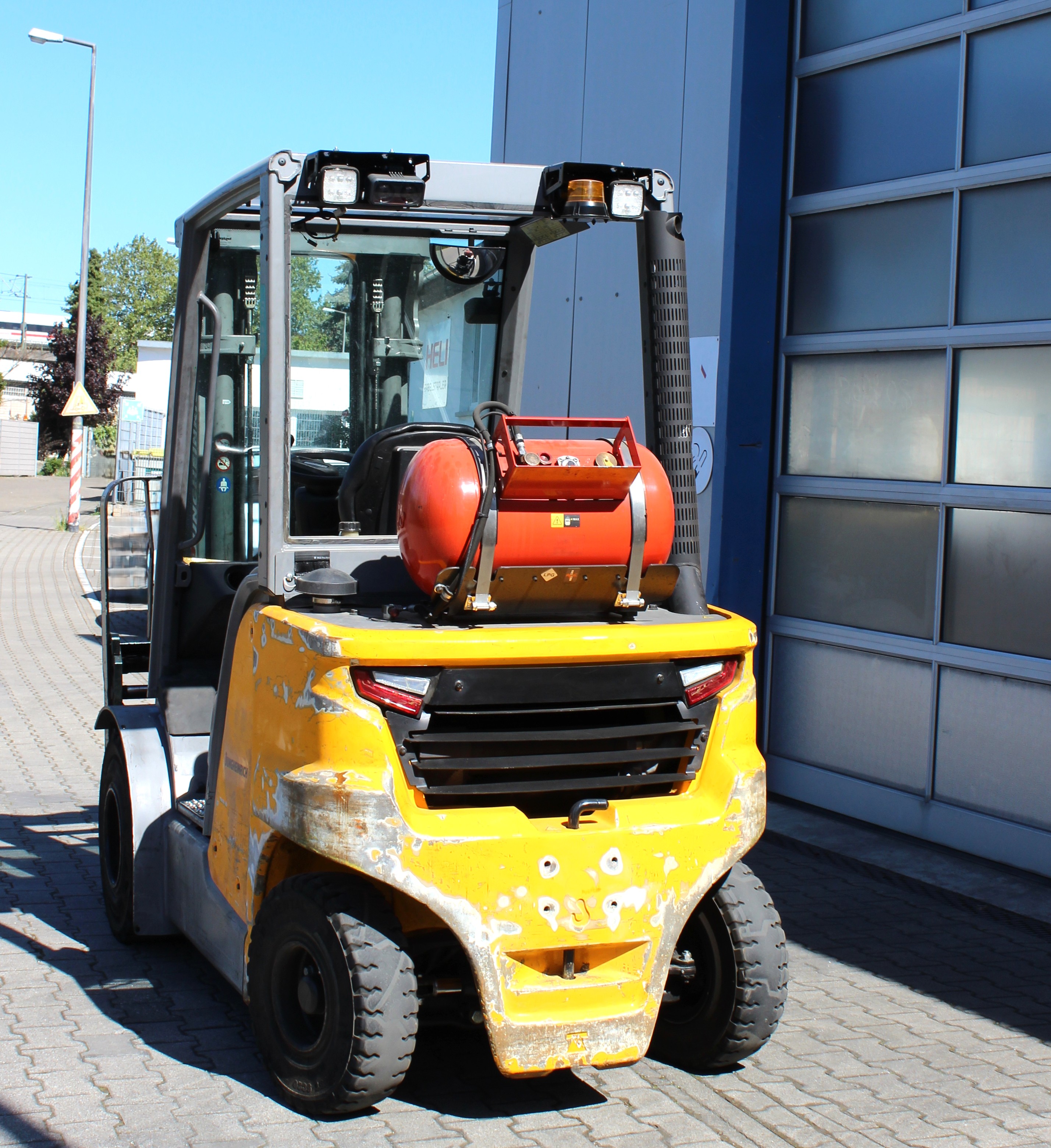 Jungheinrich TFG425s Gasstapler, Bj2021, Hubhöhe 4,7m, Triplex mit Vollfreihub, Multi-Pilot & Halbkabine