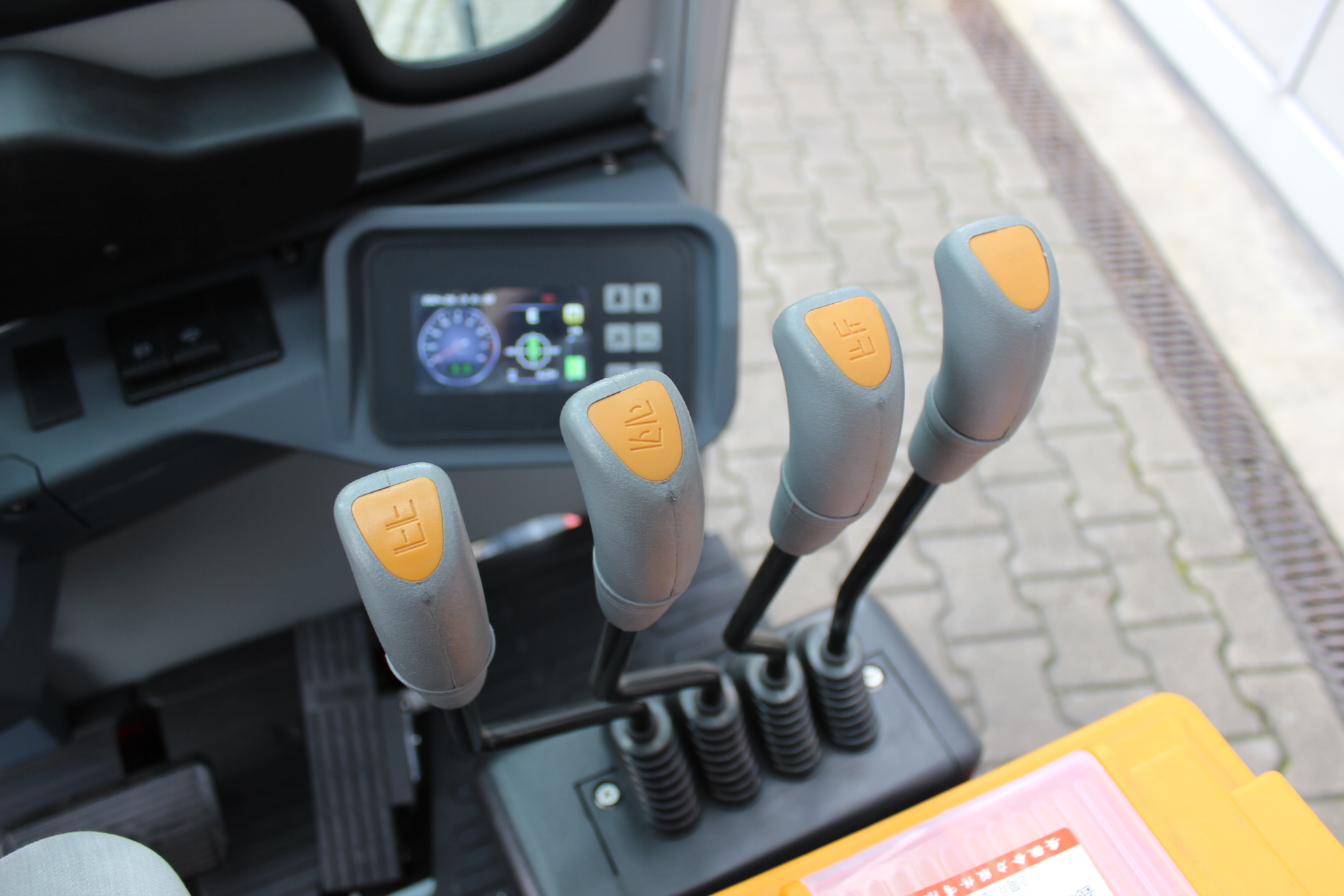 1,6t Elektrostapler CPD16-SQGE2LI