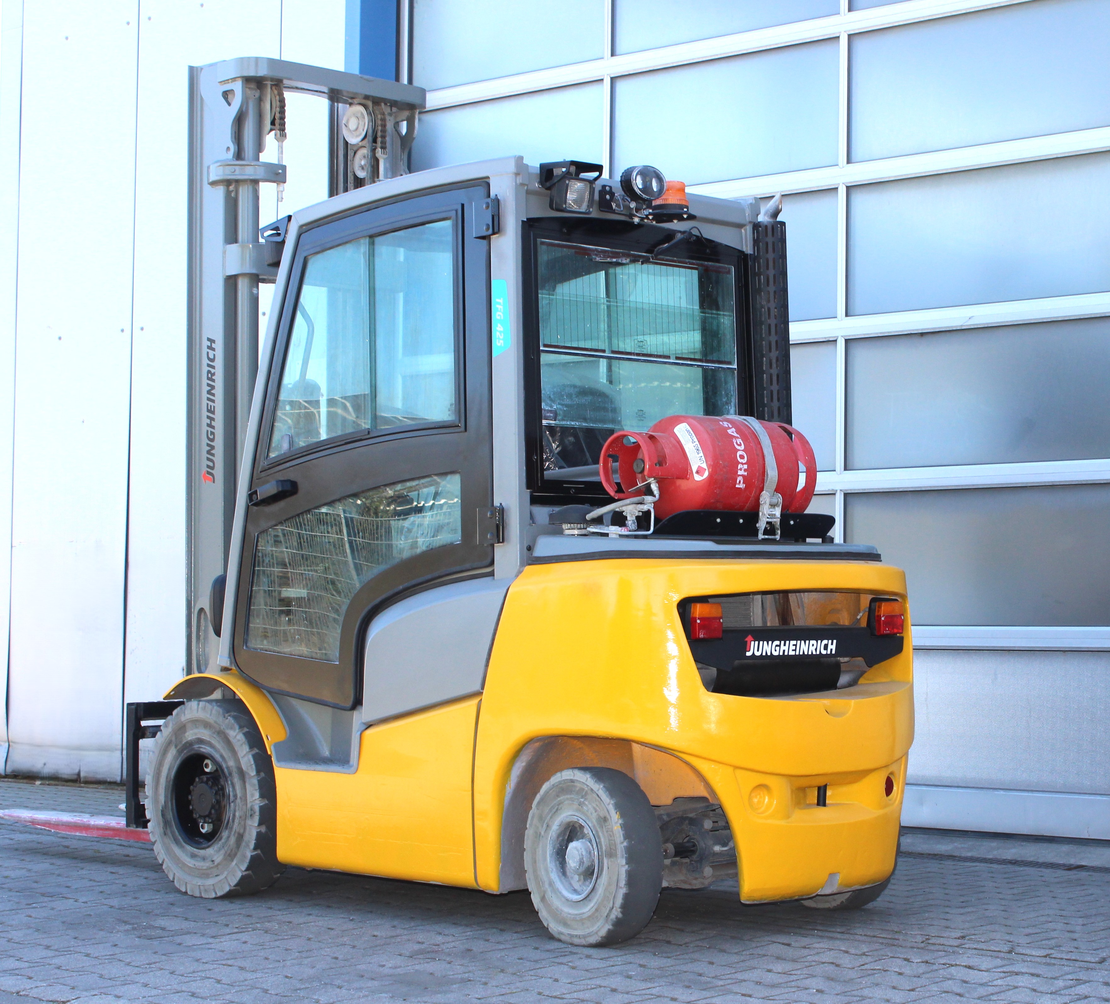 Jungheinrich TFG425 Gasstapler Bj2019, Hubhöhe 6m, Triplex mit Vollfreihub & Vollkabine