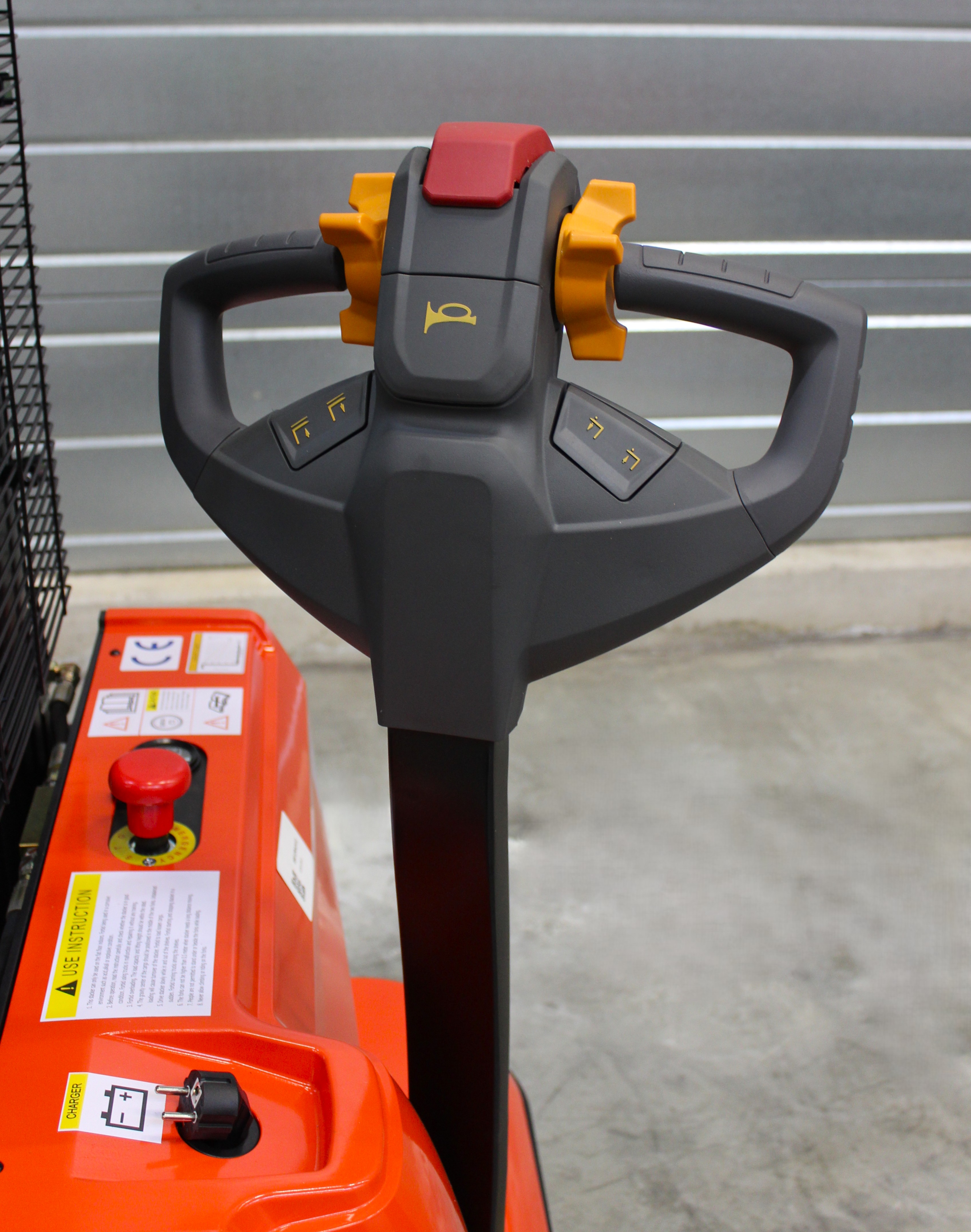 HELI Elektro-Hochhubwagen 1,2 t mit Freihub (Hubhöhe 2,5–3,3 m)