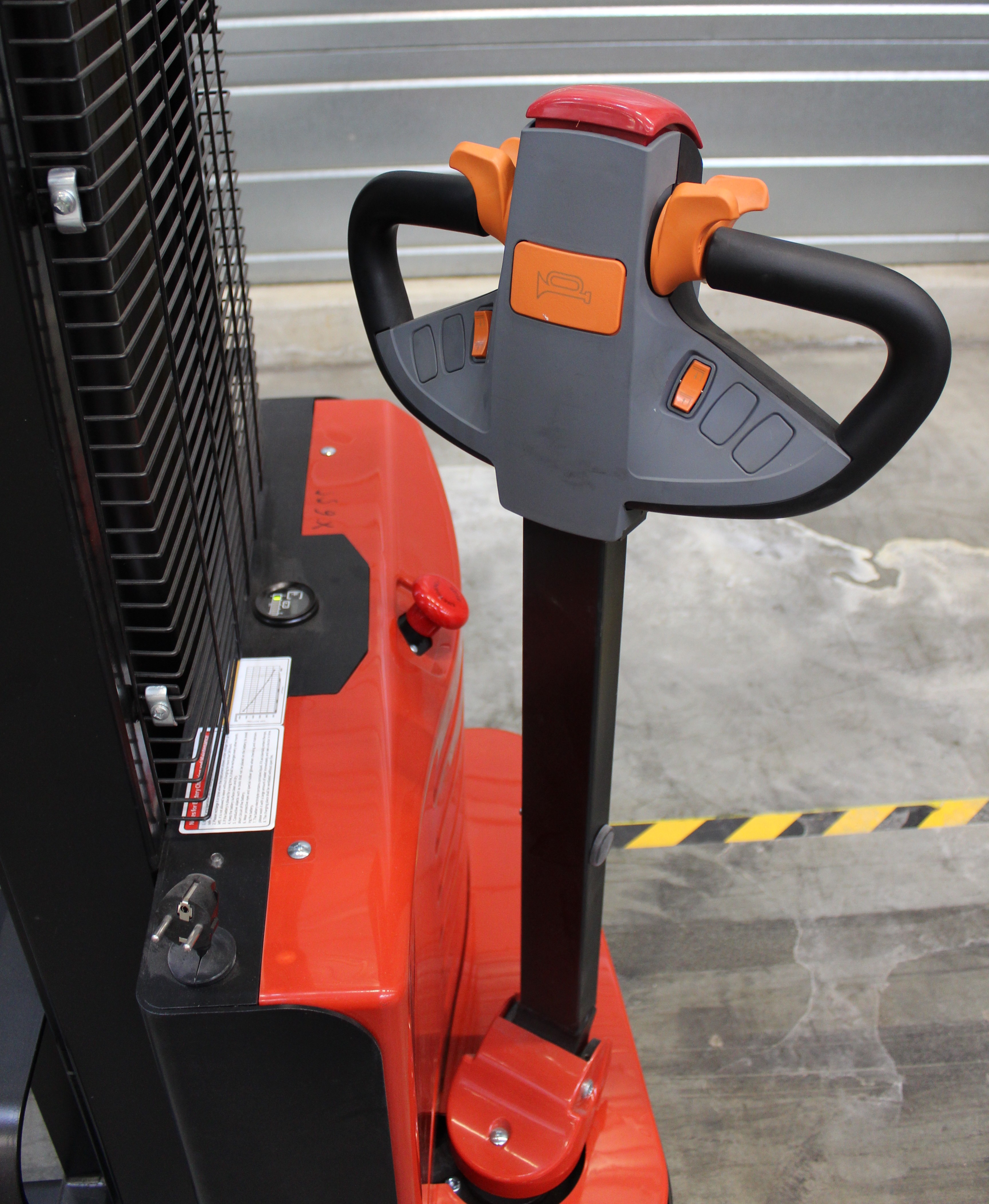 HELI Elektro-Hochhubwagen 1,5 t (Hubhöhe 2,0–3,5 m) Lithium
