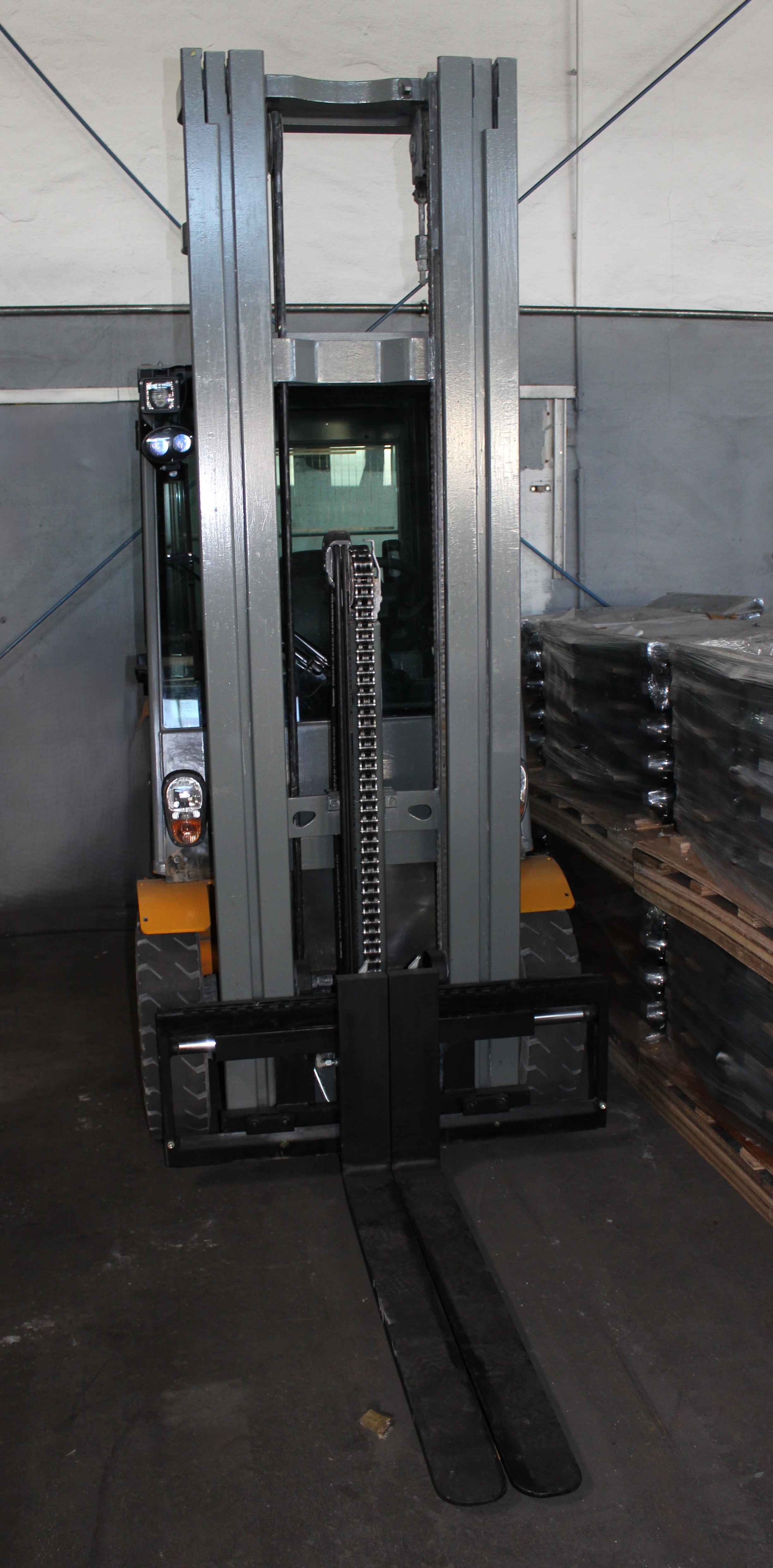 Jungheinrich TFG 425 Gasstapler, Dj2019, Hubhöhe 6m, Triplex mit Vollfreihub & Vollkabine