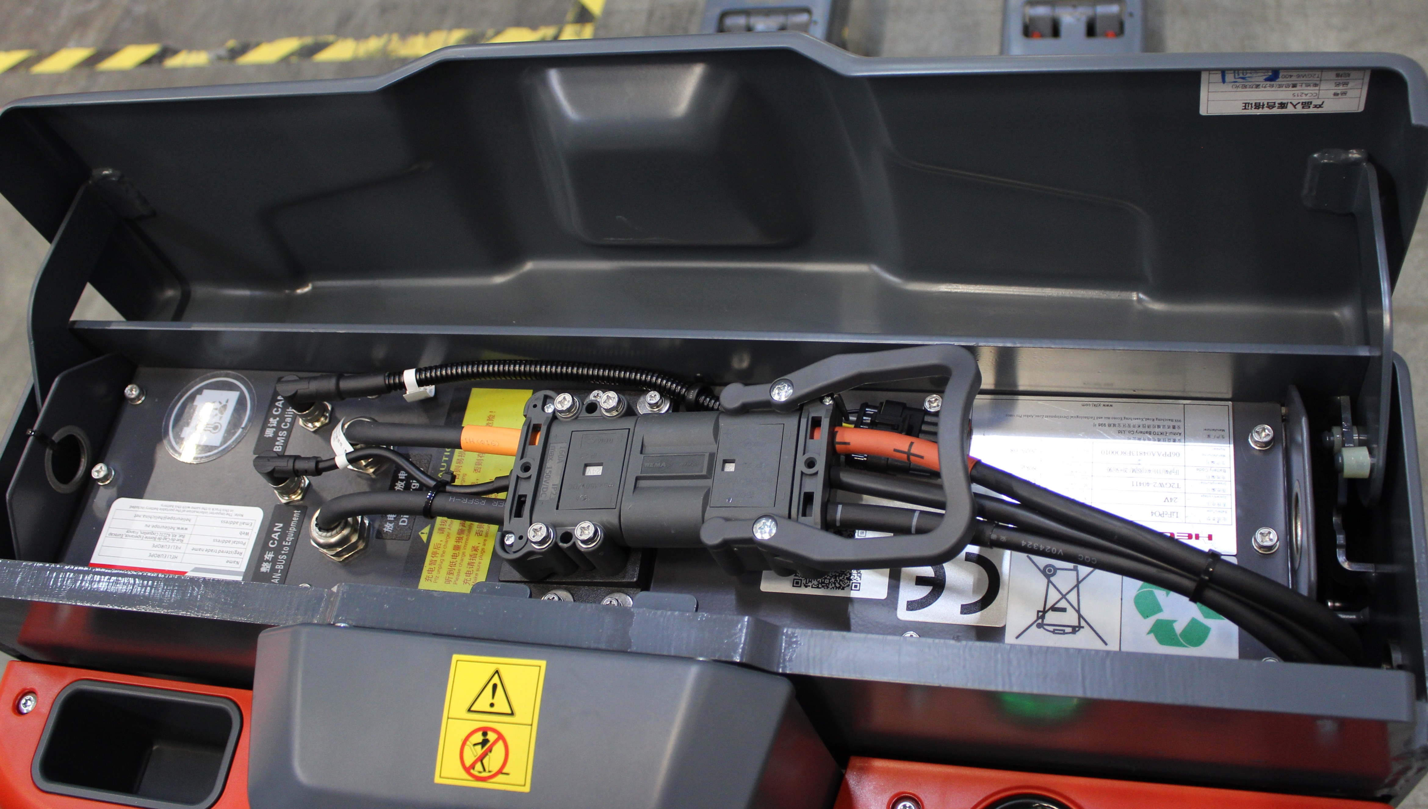 HELI Elektro-Niederhubwagen 1,6 - 2,0t C2LIH Lithium