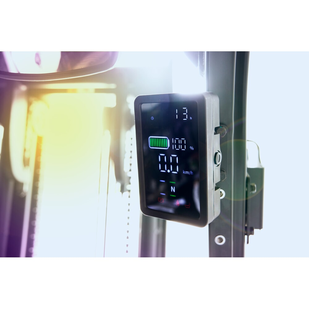 AntOn by Jungheinrich Elektro-Stapler CBH 2.5, Hubhöhe 3.300 mm, Tragfähigkeit 2.500 kg, mit Zweifach-Teleskop-Hubgerüst inkl. externem Ladegerät 80 V, 60 A