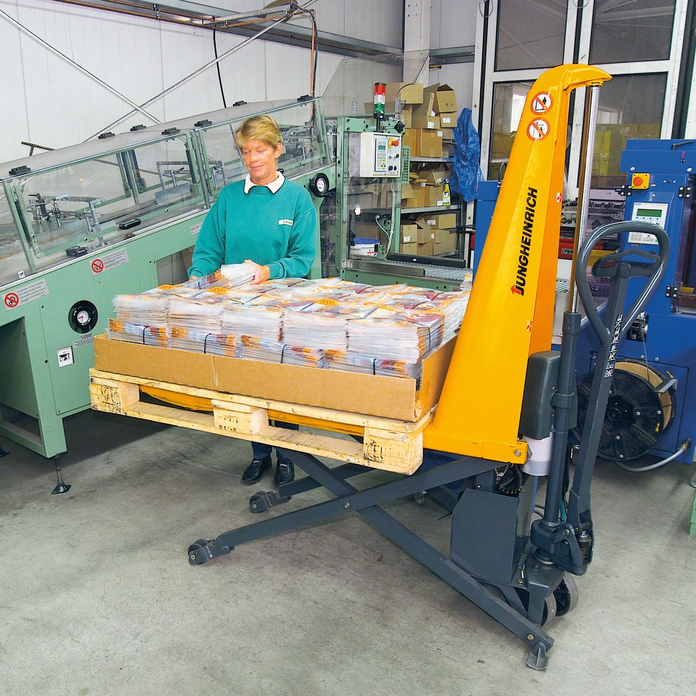 Jungheinrich Scherenhubwagen AMX 10e, Tragfähigkeit 1.000 kg, Gabellänge 1.150 mm
